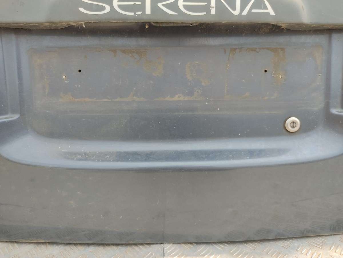 Крышка (дверь) багажника Nissan Serena C23 купить в России