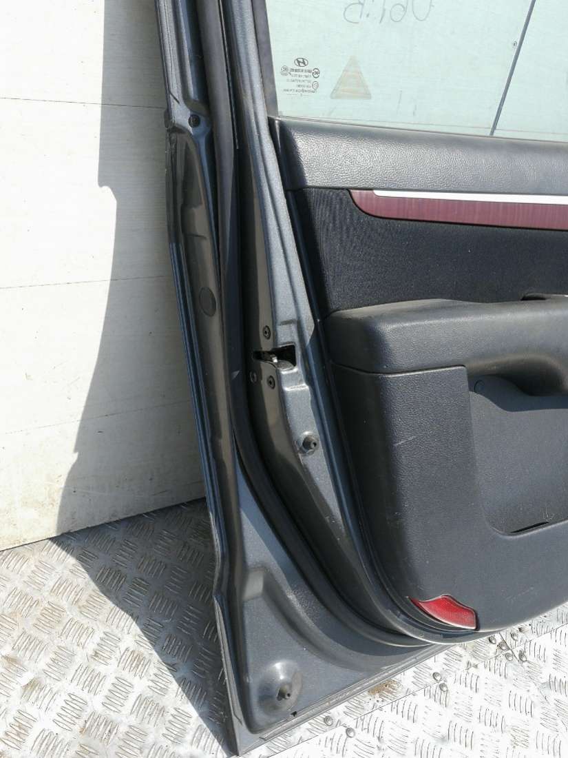 Дверь передняя левая Hyundai Santa Fe 1 (SM) купить в России