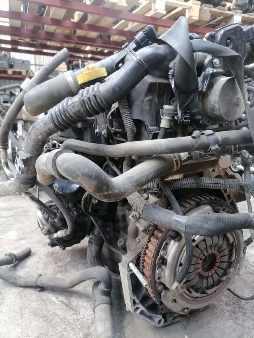 Двигатель (ДВС) Dacia Lodgy купить в России