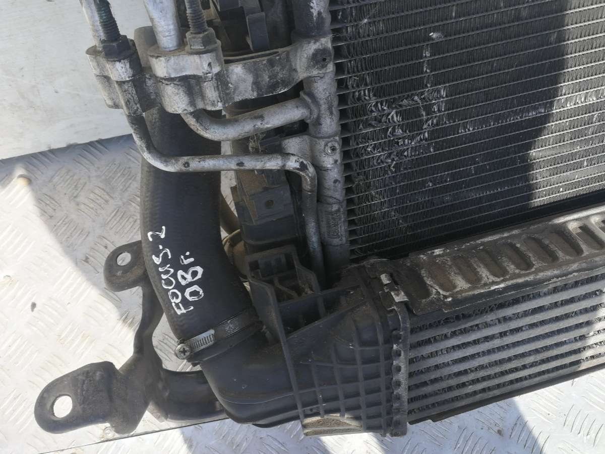 Кассета радиаторов Ford Focus 3 купить в России