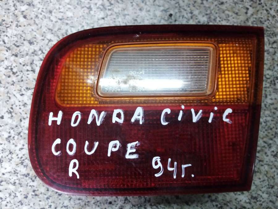 Фонарь крышки багажника правый Honda Civic 8 купить в России