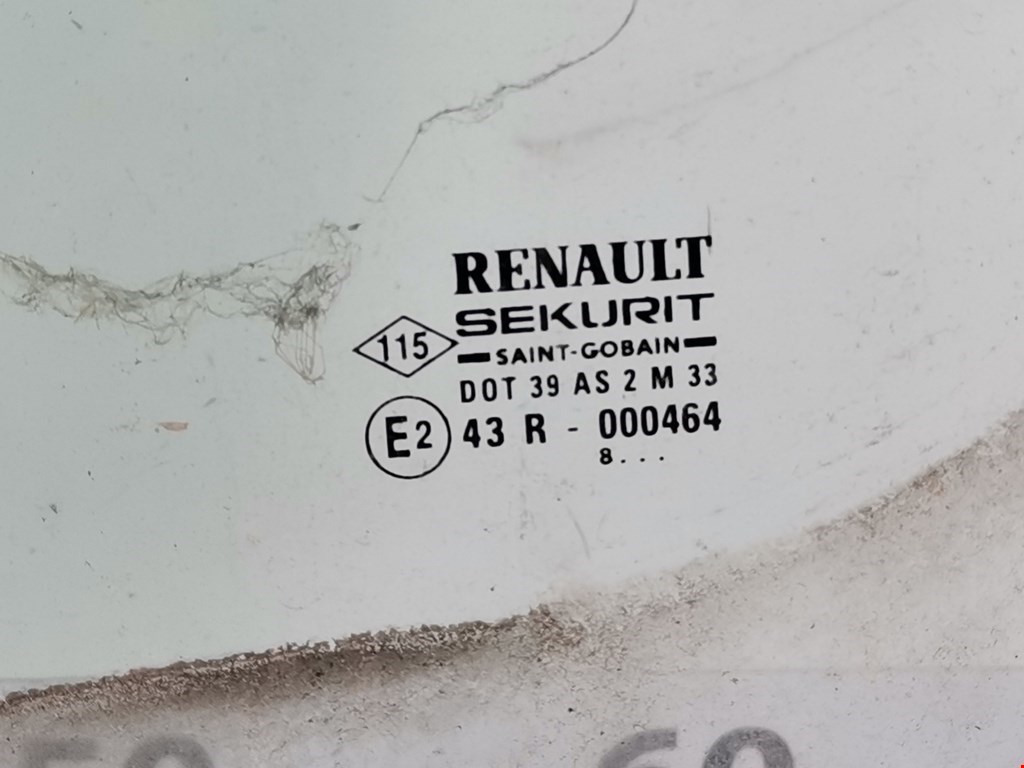 Стекло двери передней левой Renault Master 2 купить в России