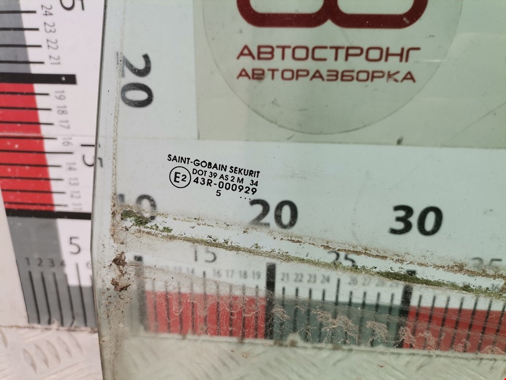 Стекло двери задней правой Citroen C8 купить в России