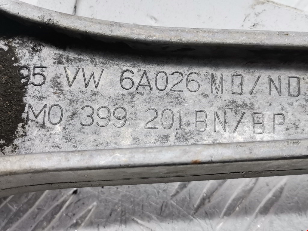 Подушка (опора) крепления двигателя Volkswagen Sharan 1 купить в России