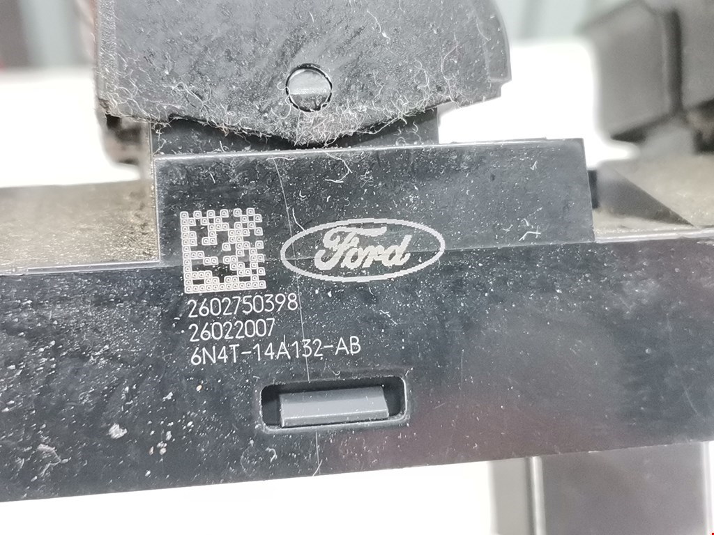 Блок управления стеклоподъемниками Ford Focus 2 купить в России