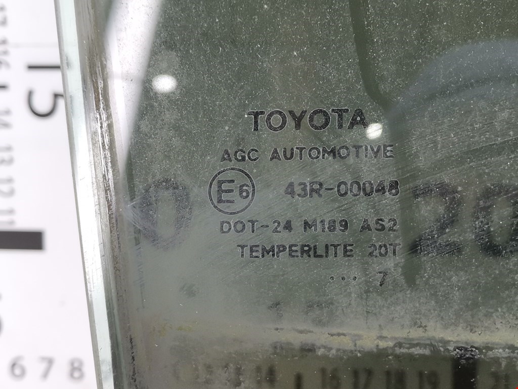 Стекло двери задней правой Toyota Auris 1 (E150) купить в России