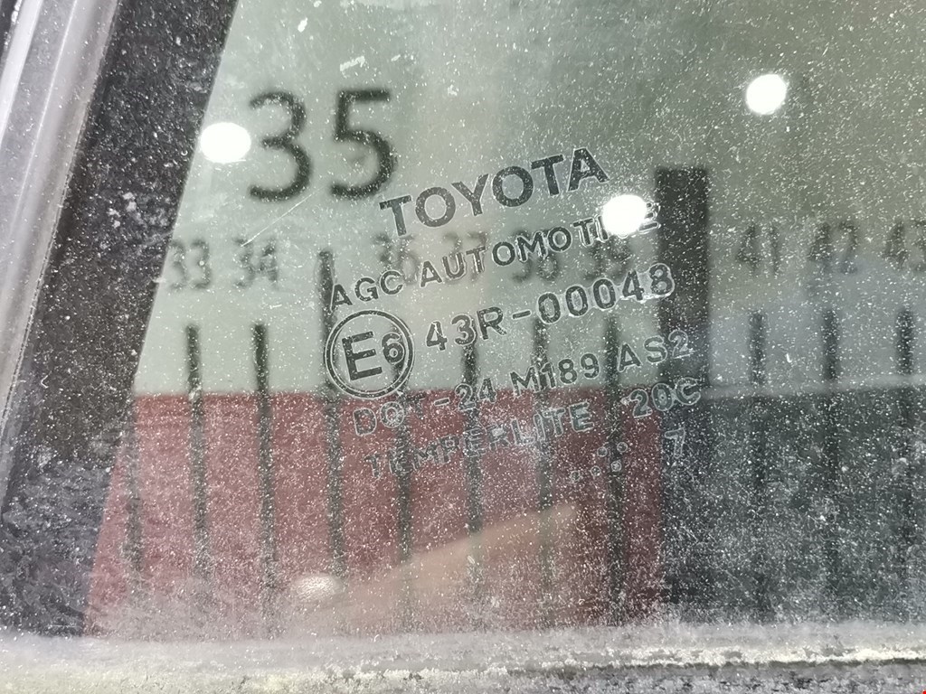 Стекло форточки двери задней правой Toyota Auris 1 (E150) купить в России