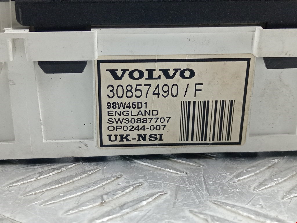 Панель приборная (щиток приборов) Volvo S40 V40 1 купить в России