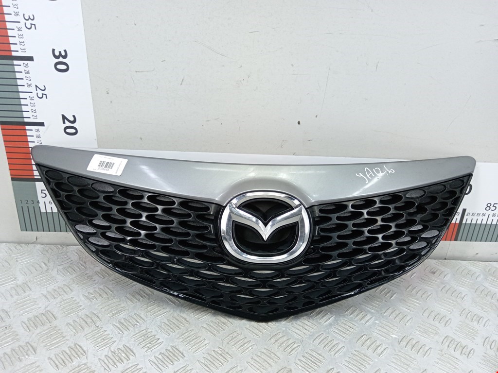 Решетка радиатора Mazda 3 BK купить в России