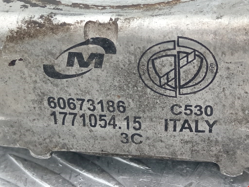 Теплообменник Alfa Romeo 147 (937) купить в России