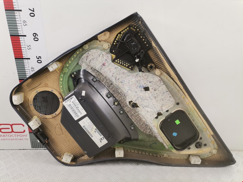 A1637301970 Обшивка (карта) двери задней левой Mercedes ML-Class (W163)  (1997-2005) 2002 , купить бу по цене 2783 руб. Z37655573 - iZAP24