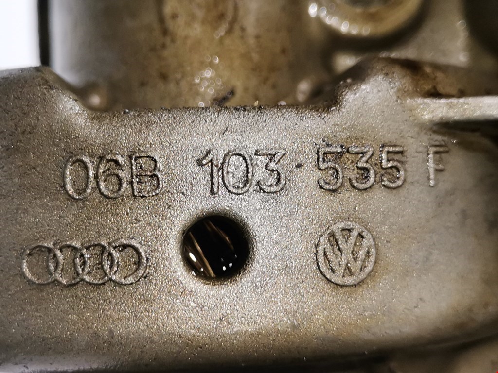 Насос масляный Volkswagen Golf 5 купить в России