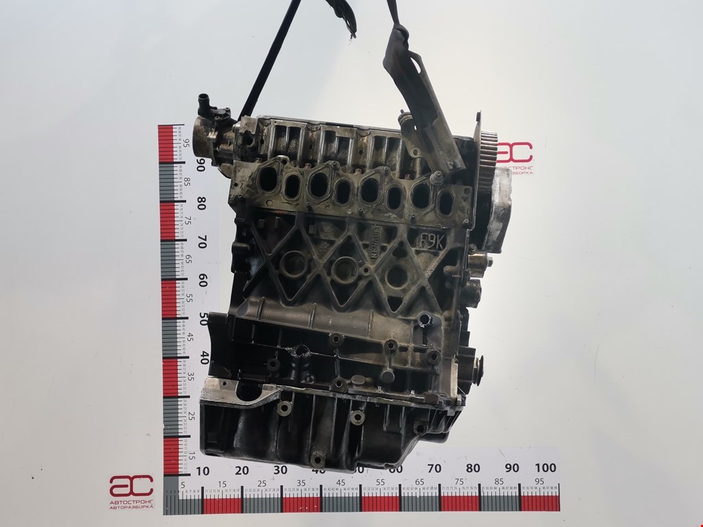 Двигатель (ДВС) Renault Trafic 2 купить в России