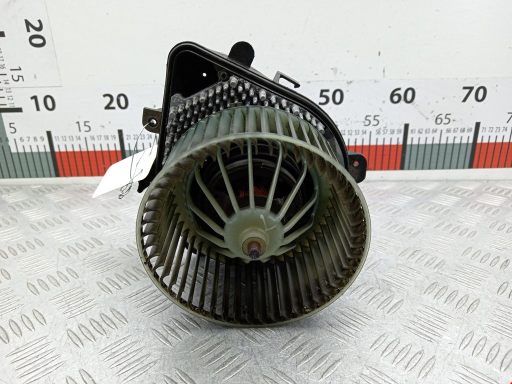 Моторчик печки (вентилятор отопителя) Citroen Jumpy (Dispatch) 1 купить в России