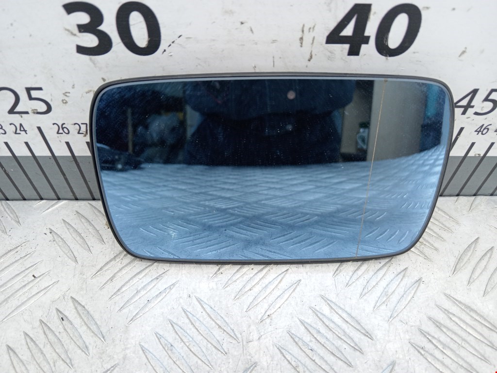 Стекло зеркала правого BMW 5-Series (E39) купить в России