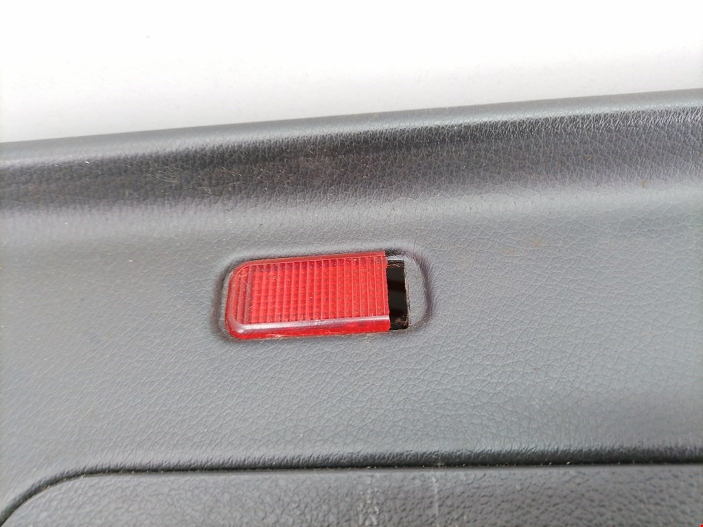 Обшивка (карта) двери задней левой Audi Q7 4L купить в России