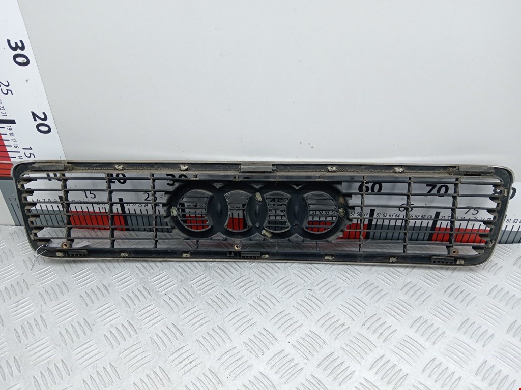 Решетка радиатора Audi Cabriolet (B4) купить в России