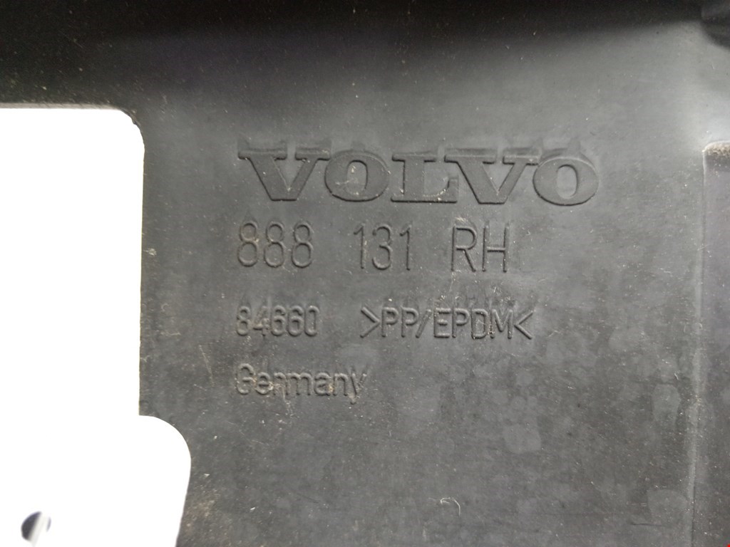 Кронштейн (крепление) переднего бампера правый Volvo S40 V40 1 купить в России