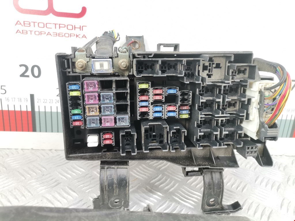 GJ6A66730B Блок предохранителей салонный Mazda 6 GG 2004 купить бу Z23753127 - i