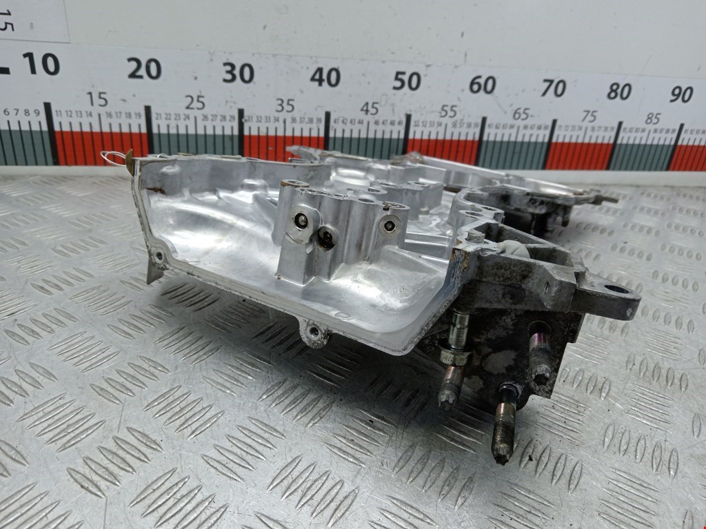 Крышка двигателя передняя Mazda 3 BK купить в России