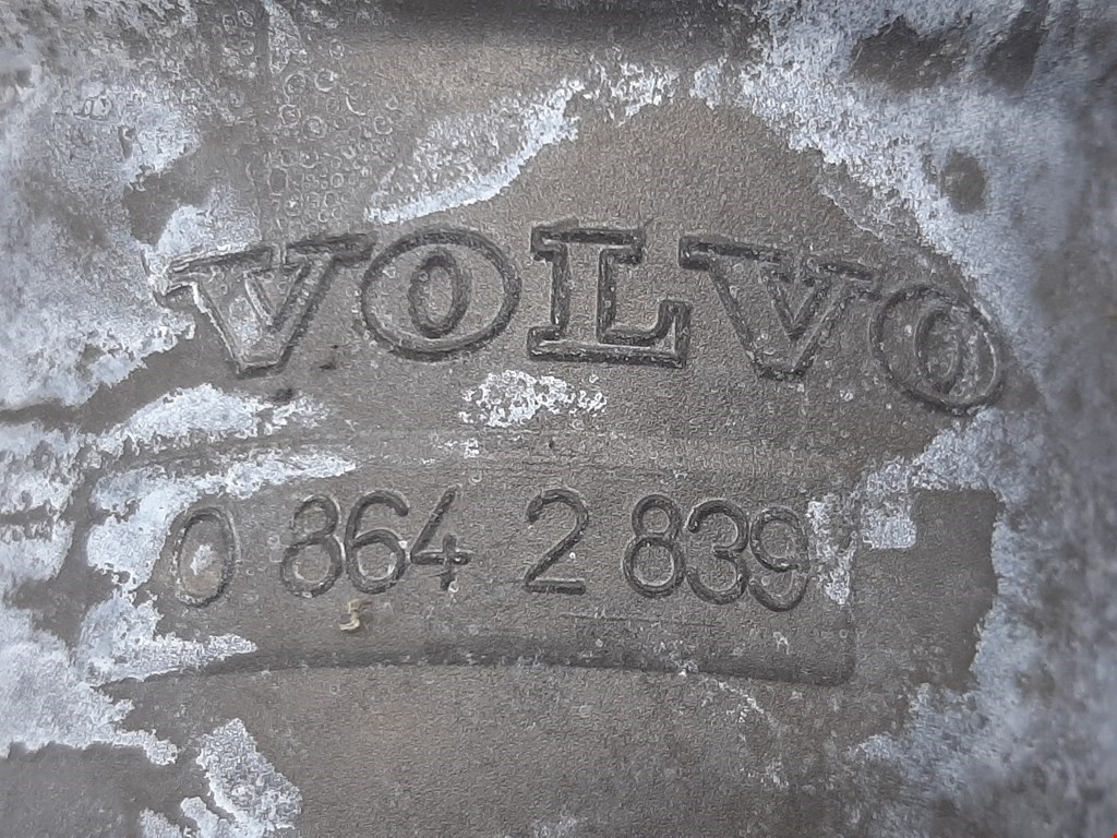 Корпус масляного фильтра Volvo V70 2 купить в Беларуси