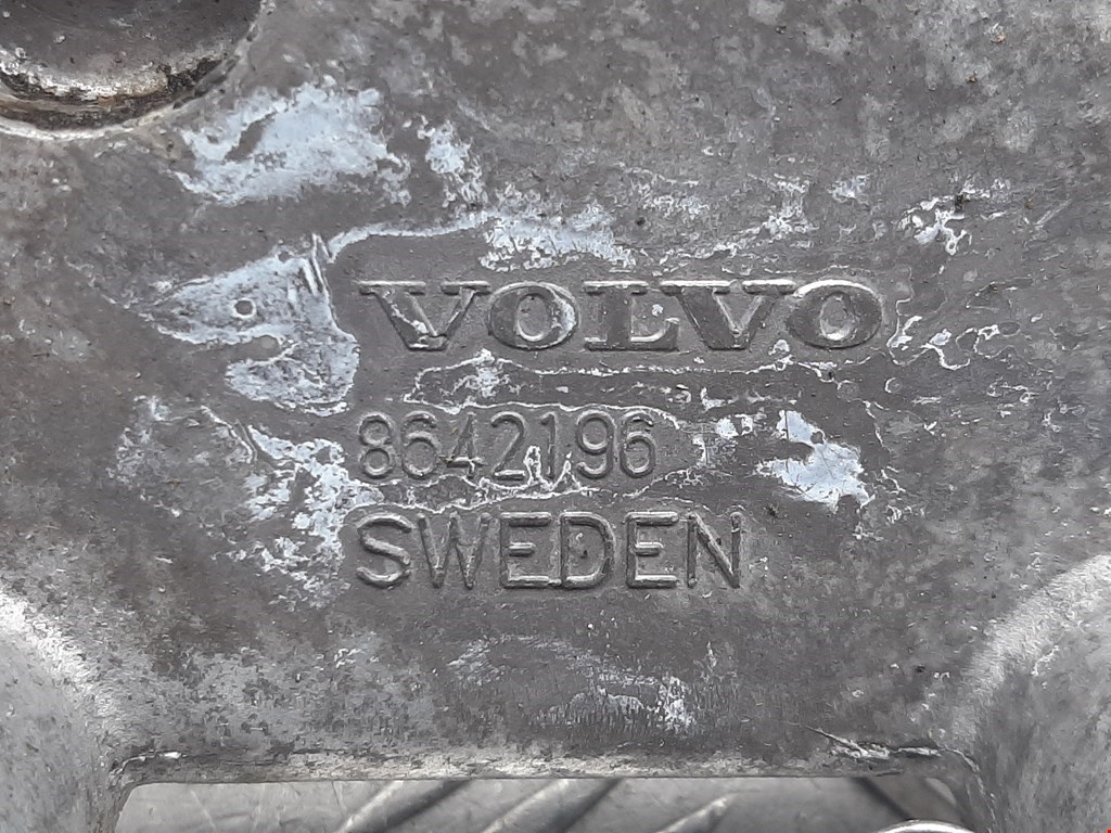 Кронштейн генератора Volvo V70 2 купить в Беларуси