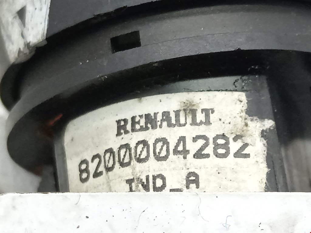Кнопка старт-стоп (запуска двигателя) Renault Laguna 2 купить в России