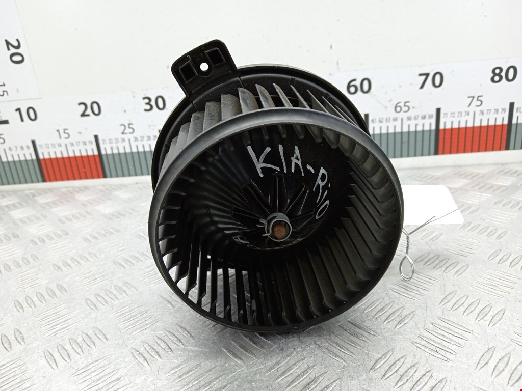 Моторчик печки (вентилятор отопителя) Kia Rio 2 (JB) купить в Беларуси