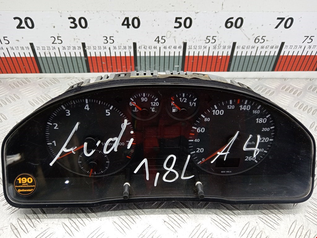 Панель приборная (щиток приборов) Audi A4 B5 купить в России