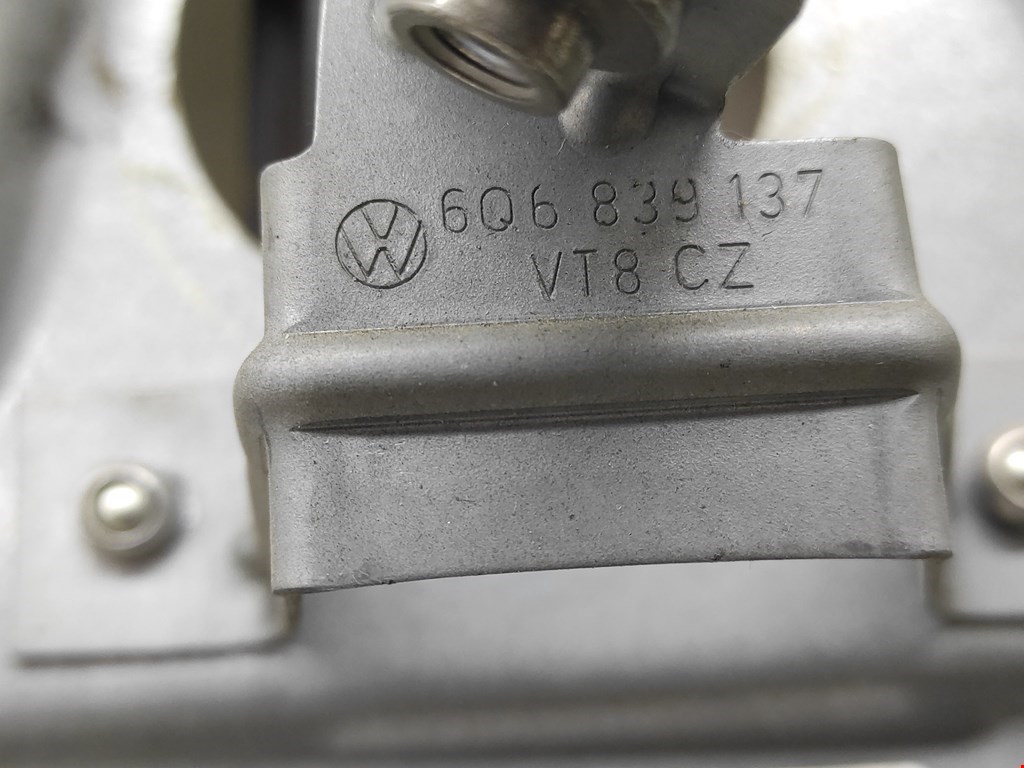 Стеклоподъемник механический двери задней левой Volkswagen Polo 4 купить в России