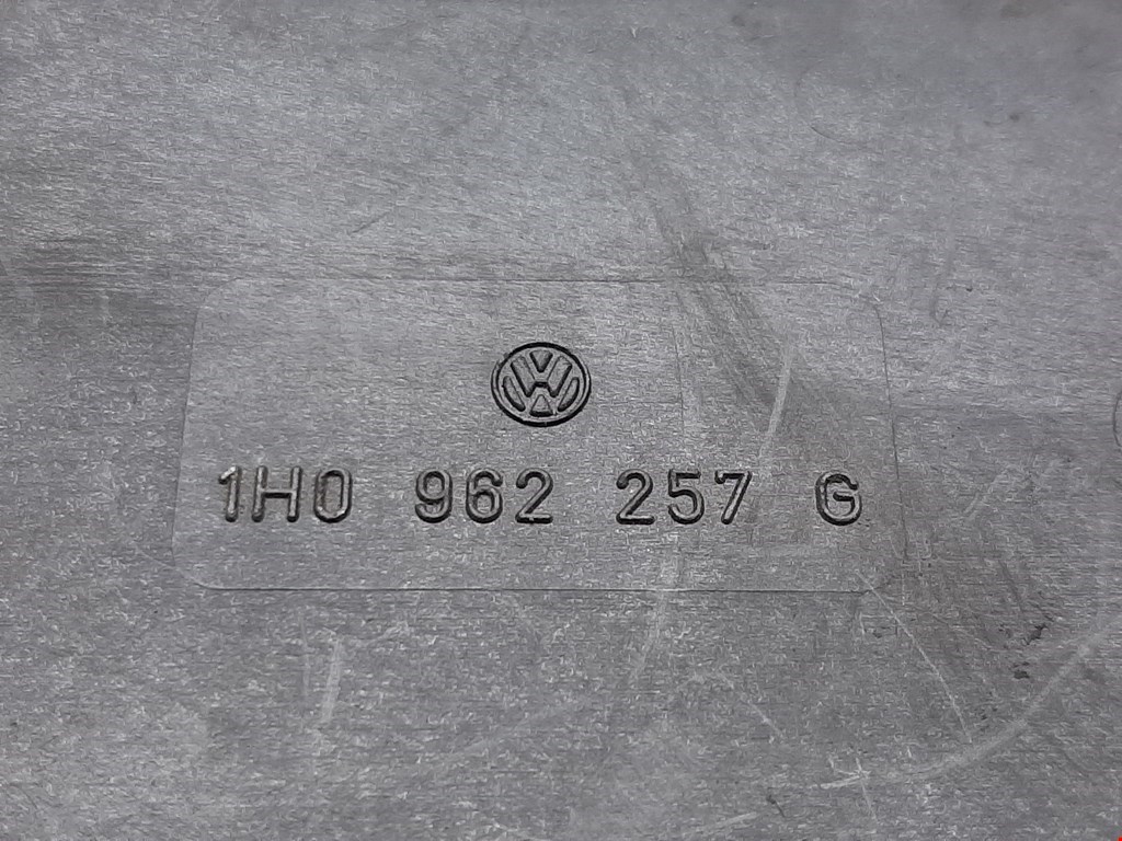 Компрессор центрального замка Volkswagen Passat 4 купить в Беларуси