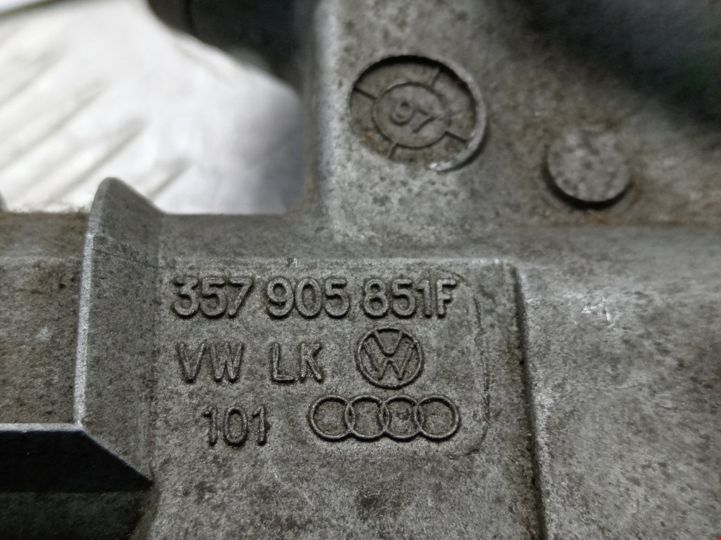 Замок зажигания Volkswagen Golf 3 купить в Беларуси