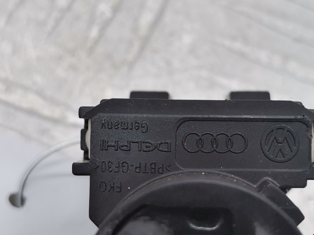 Датчик положения педали тормоза Audi A6 C6 купить в России