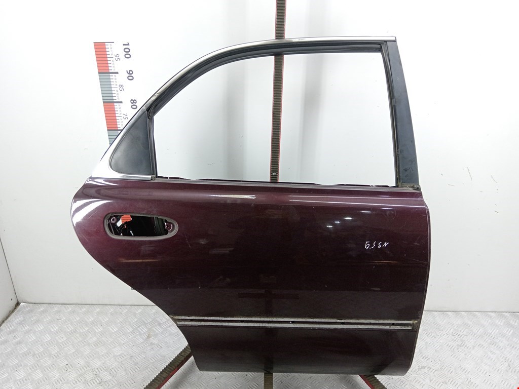 Дверь задняя правая Mazda 626 GE купить в Беларуси