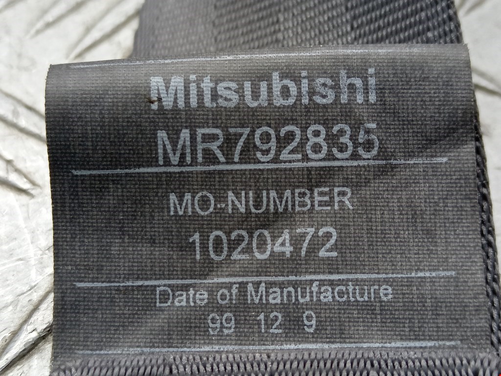 Ремень безопасности передний правый Mitsubishi Space Star 1 купить в России