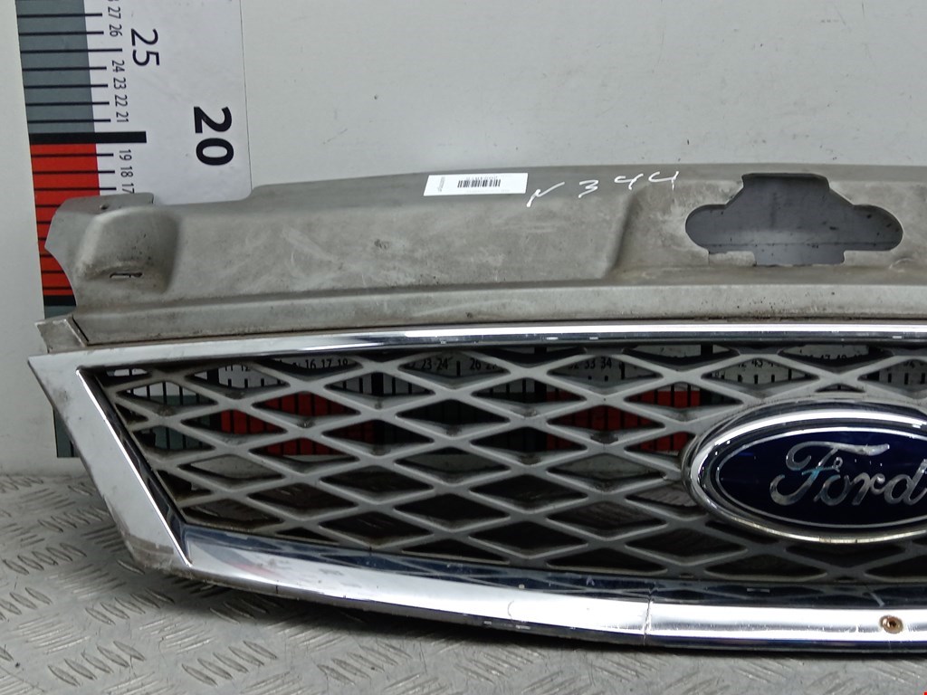 Решетка радиатора Ford Mondeo 3 купить в России