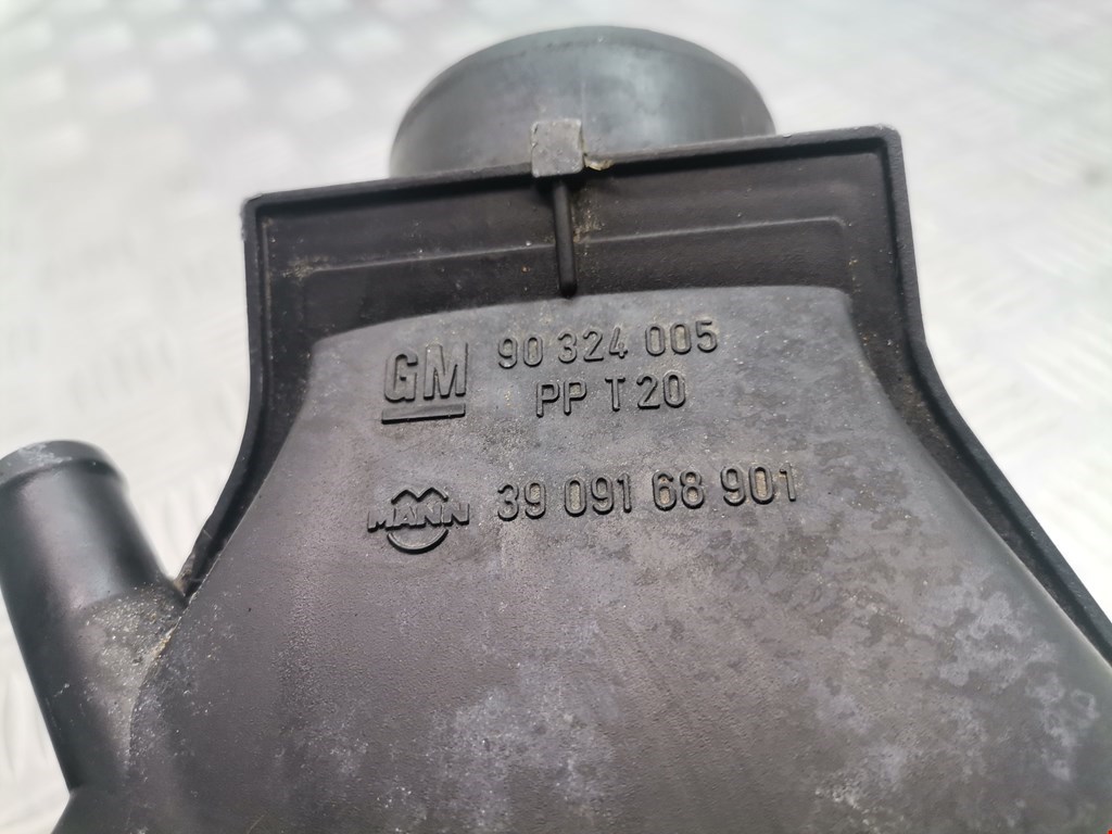 Воздухозаборник (наружный) Opel Vectra B купить в Беларуси