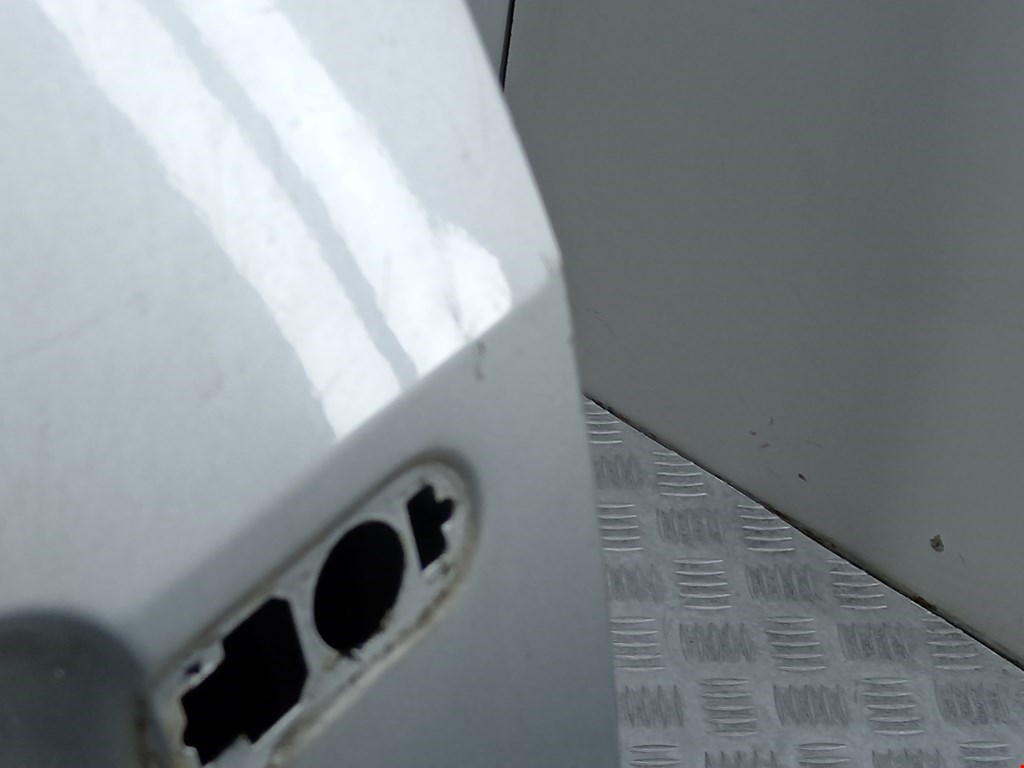 Дверь передняя левая Ford Fiesta 5 купить в Беларуси