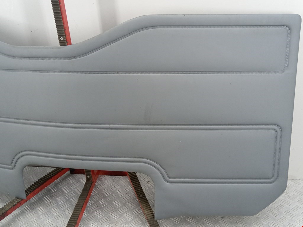 Обшивка крышки багажника Ford Transit 5 купить в Беларуси