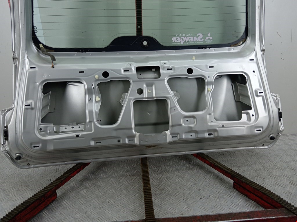 Крышка (дверь) багажника Mitsubishi Space Star 1 купить в Беларуси