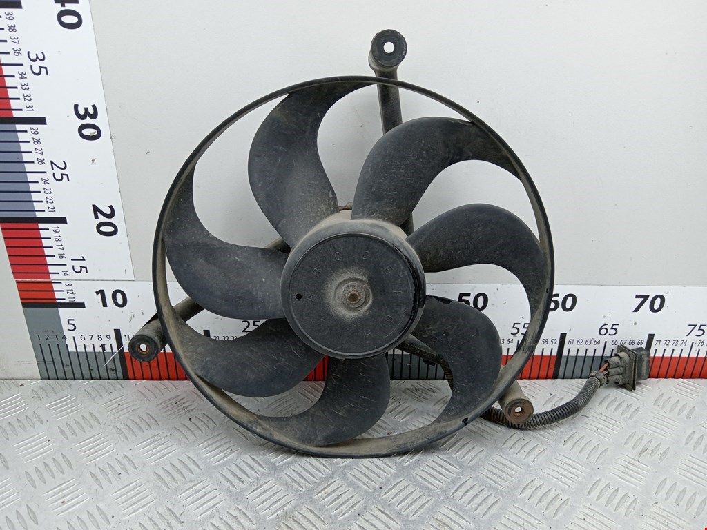 Вентилятор радиатора основного Audi TT 8N купить в Беларуси