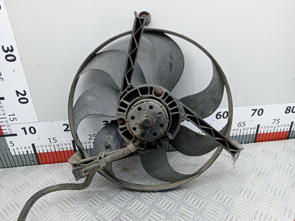 Вентилятор радиатора основного Audi TT 8N купить в Беларуси