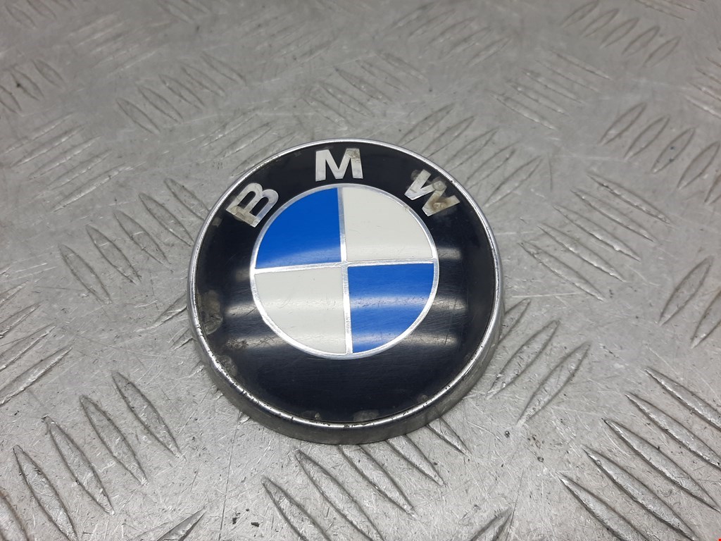 Эмблема (значок) BMW 3-Series (E46)