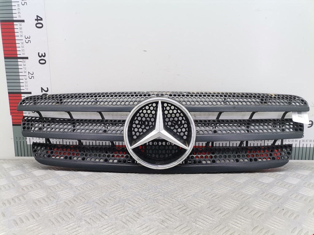 Решетка радиатора Mercedes ML-Class (W163)