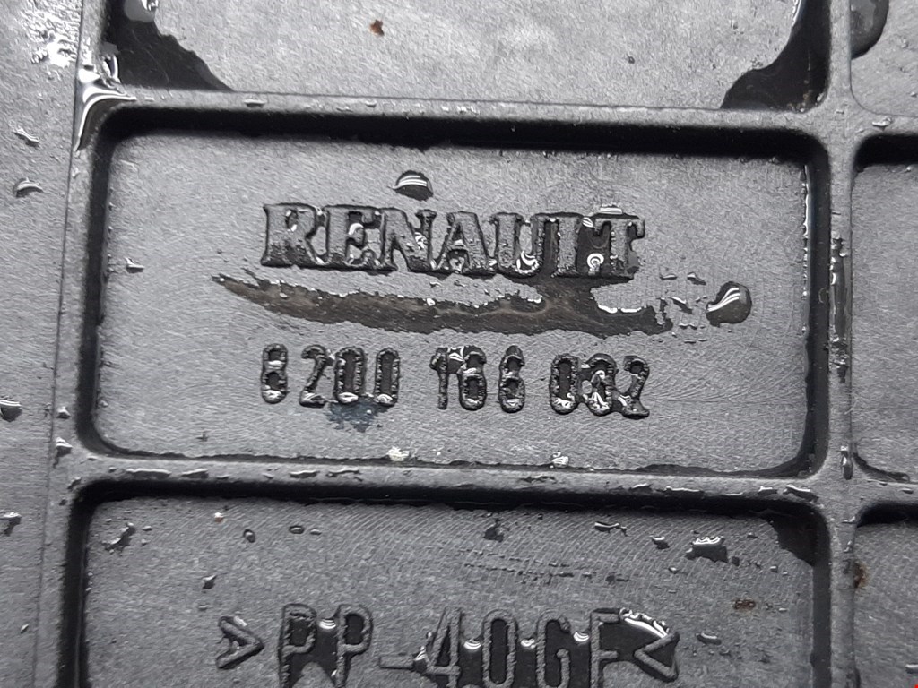 Крепление (корпус) аккумулятора Renault Megane 2 купить в Беларуси