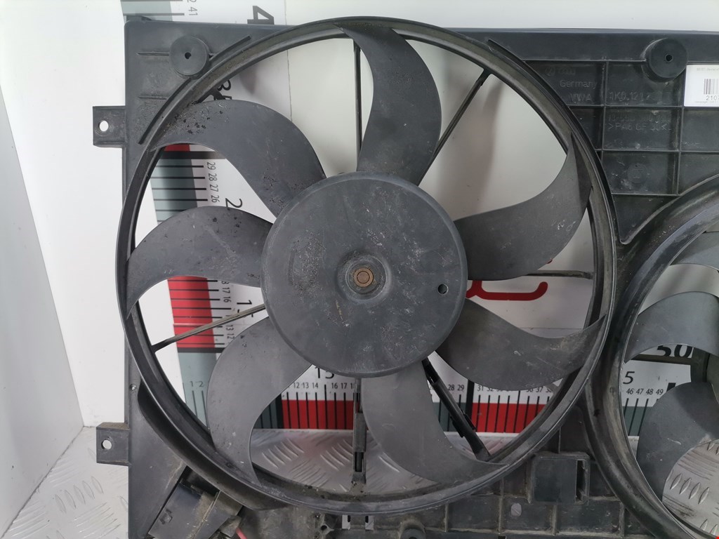 Вентилятор радиатора основного Volkswagen Golf 5 купить в Беларуси