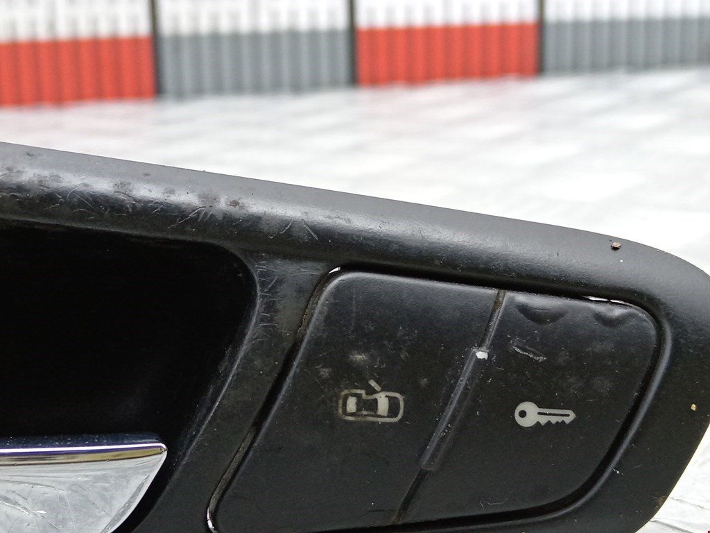 Ручка двери внутренняя передняя левая Volkswagen Passat 6 купить в России