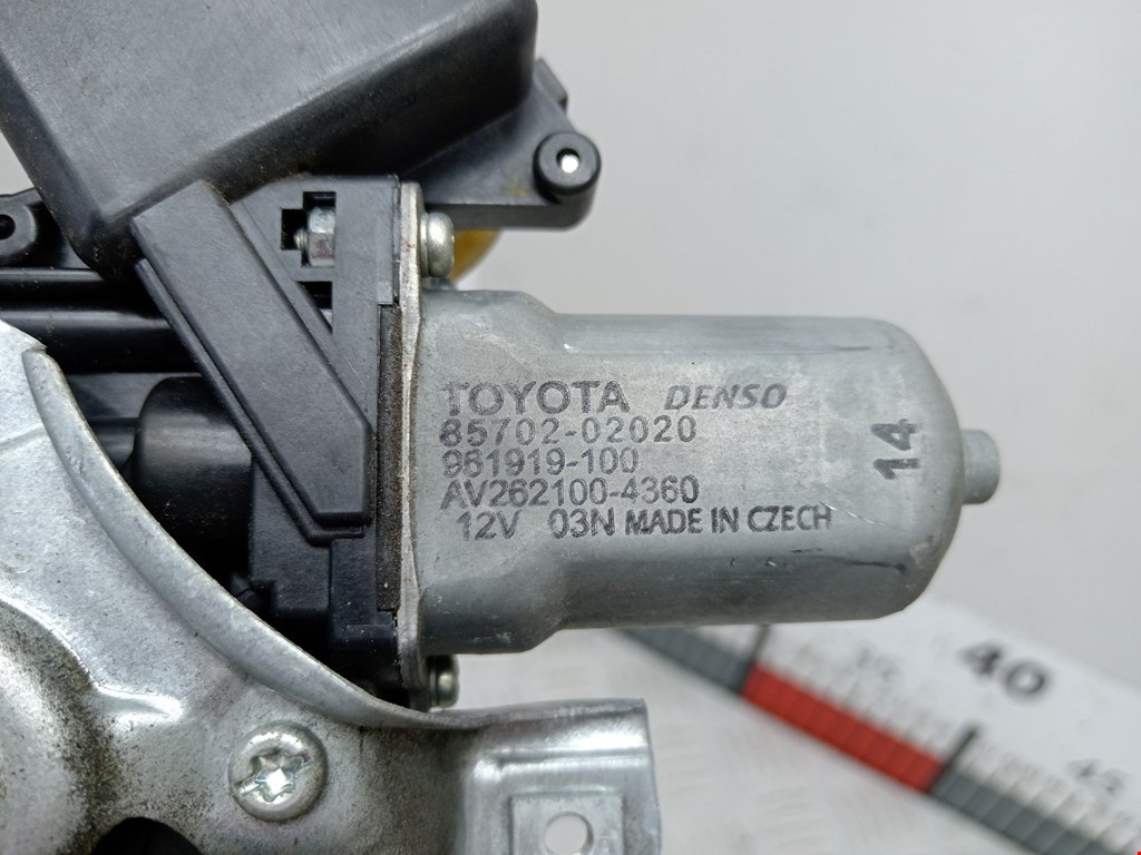 Стеклоподъемник электрический двери передней левой Toyota Avensis 3 (T270) купить в Беларуси